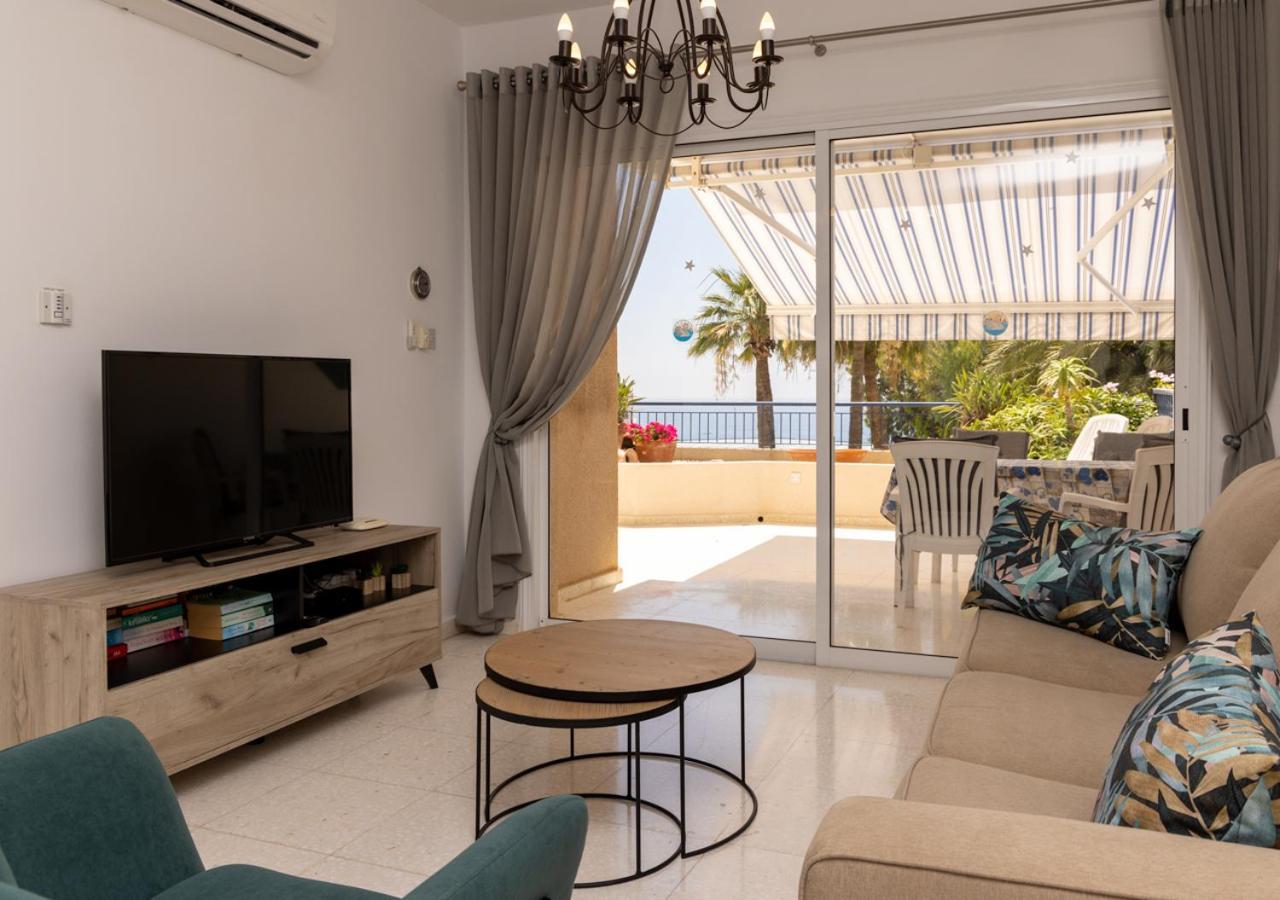 Apartament 105 Kings Palace - Fabulous 2 Bed, 2 Bath, Large Patio With Garden - Sea Views Pafos Zewnętrze zdjęcie