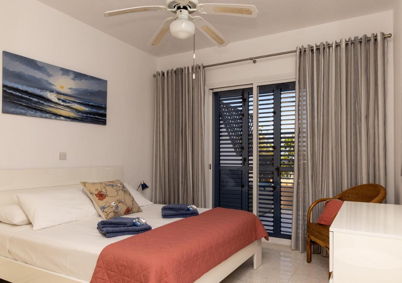 105 Kings Palace - Fabulous 2 Bed, 2 Bath, Large Patio With Garden - Sea Views Pafos Zewnętrze zdjęcie