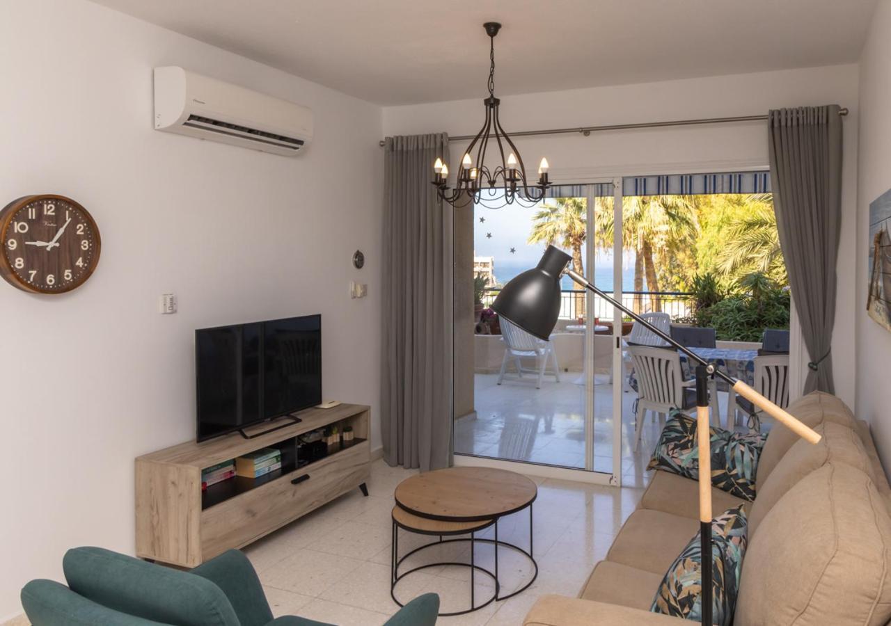 Apartament 105 Kings Palace - Fabulous 2 Bed, 2 Bath, Large Patio With Garden - Sea Views Pafos Zewnętrze zdjęcie