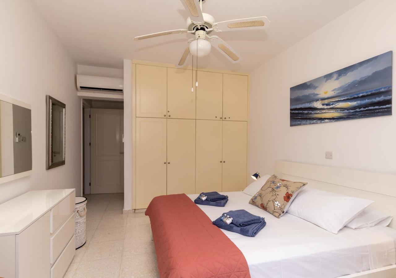 105 Kings Palace - Fabulous 2 Bed, 2 Bath, Large Patio With Garden - Sea Views Pafos Zewnętrze zdjęcie