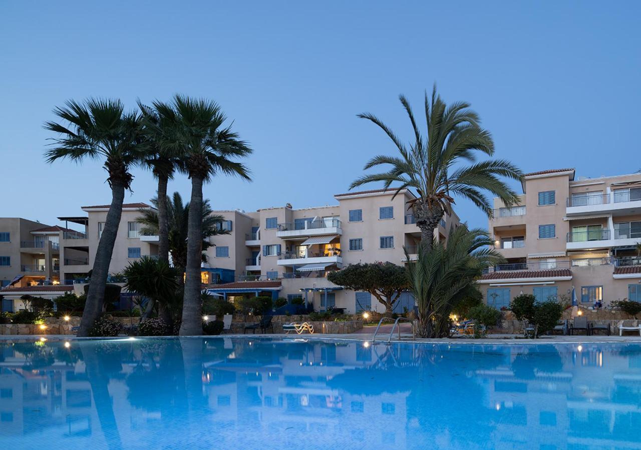 105 Kings Palace - Fabulous 2 Bed, 2 Bath, Large Patio With Garden - Sea Views Pafos Zewnętrze zdjęcie