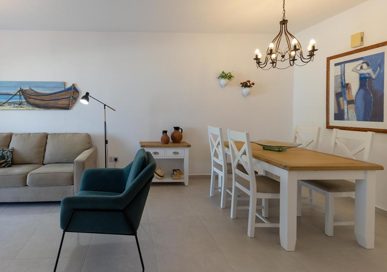105 Kings Palace - Fabulous 2 Bed, 2 Bath, Large Patio With Garden - Sea Views Pafos Zewnętrze zdjęcie
