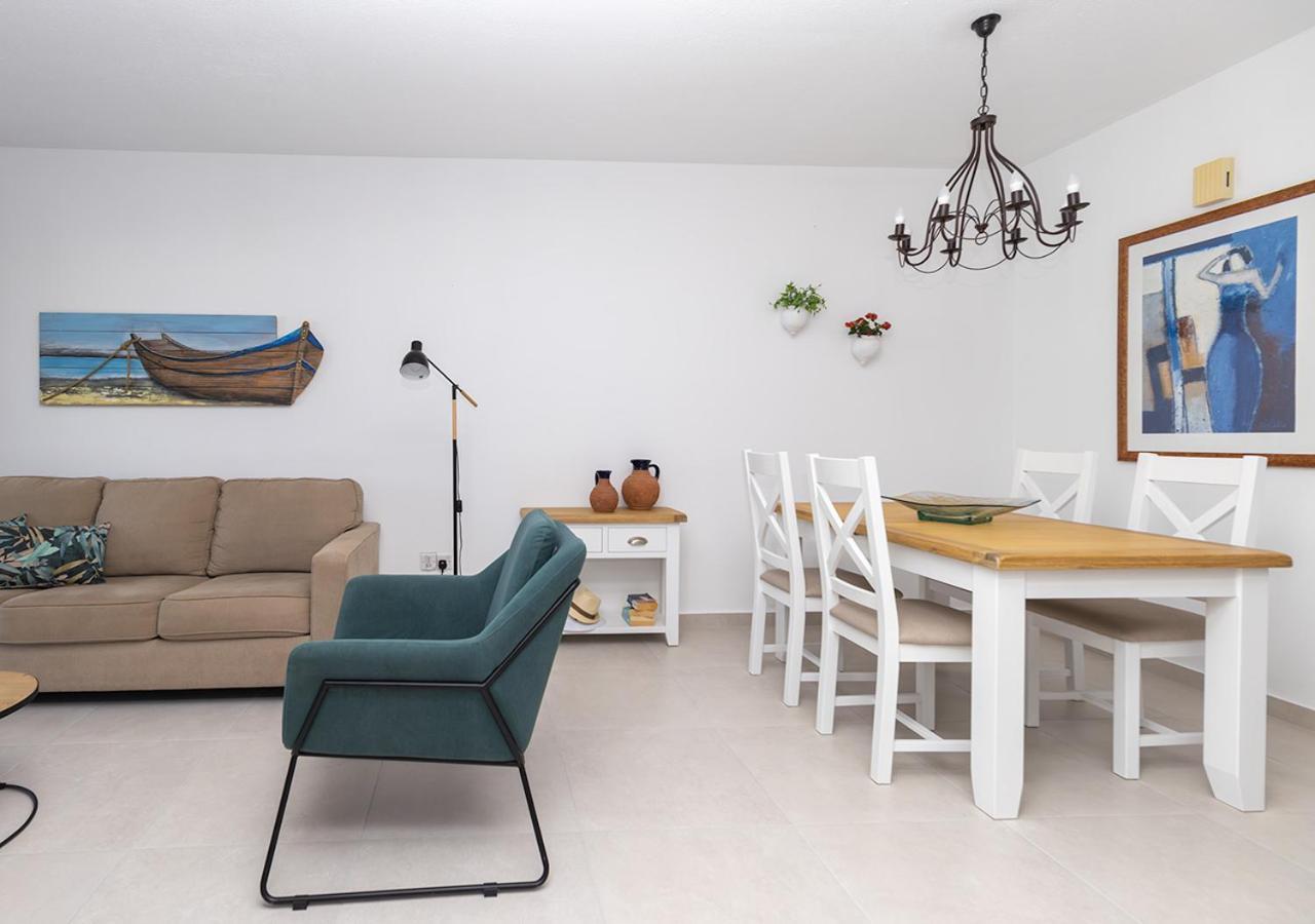 105 Kings Palace - Fabulous 2 Bed, 2 Bath, Large Patio With Garden - Sea Views Pafos Zewnętrze zdjęcie