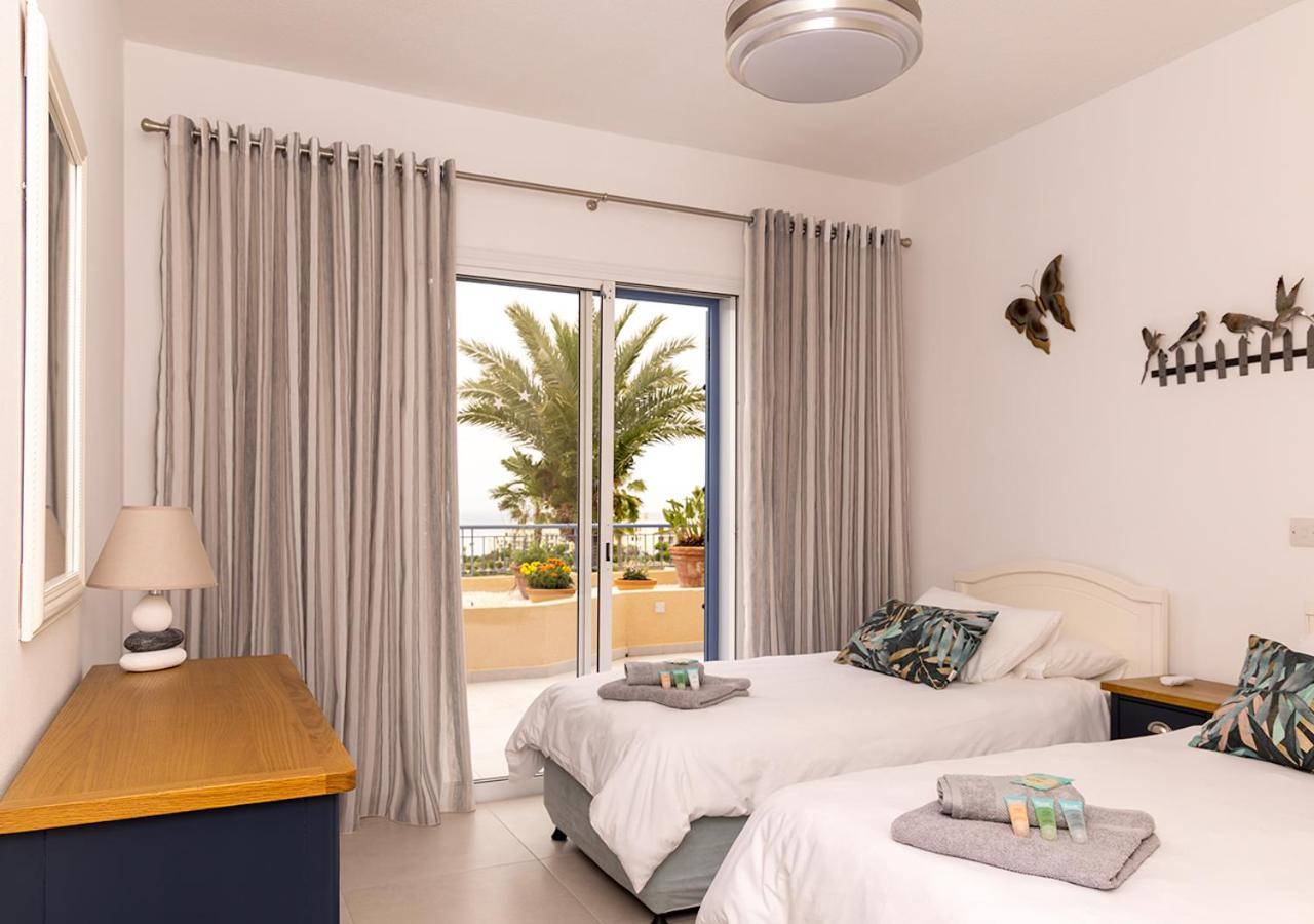 105 Kings Palace - Fabulous 2 Bed, 2 Bath, Large Patio With Garden - Sea Views Pafos Zewnętrze zdjęcie