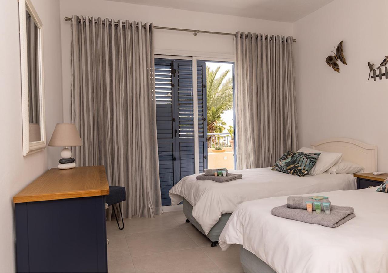 105 Kings Palace - Fabulous 2 Bed, 2 Bath, Large Patio With Garden - Sea Views Pafos Zewnętrze zdjęcie