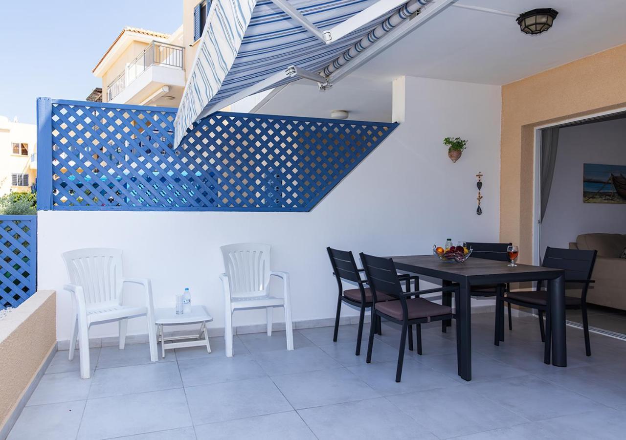 Apartament 105 Kings Palace - Fabulous 2 Bed, 2 Bath, Large Patio With Garden - Sea Views Pafos Zewnętrze zdjęcie