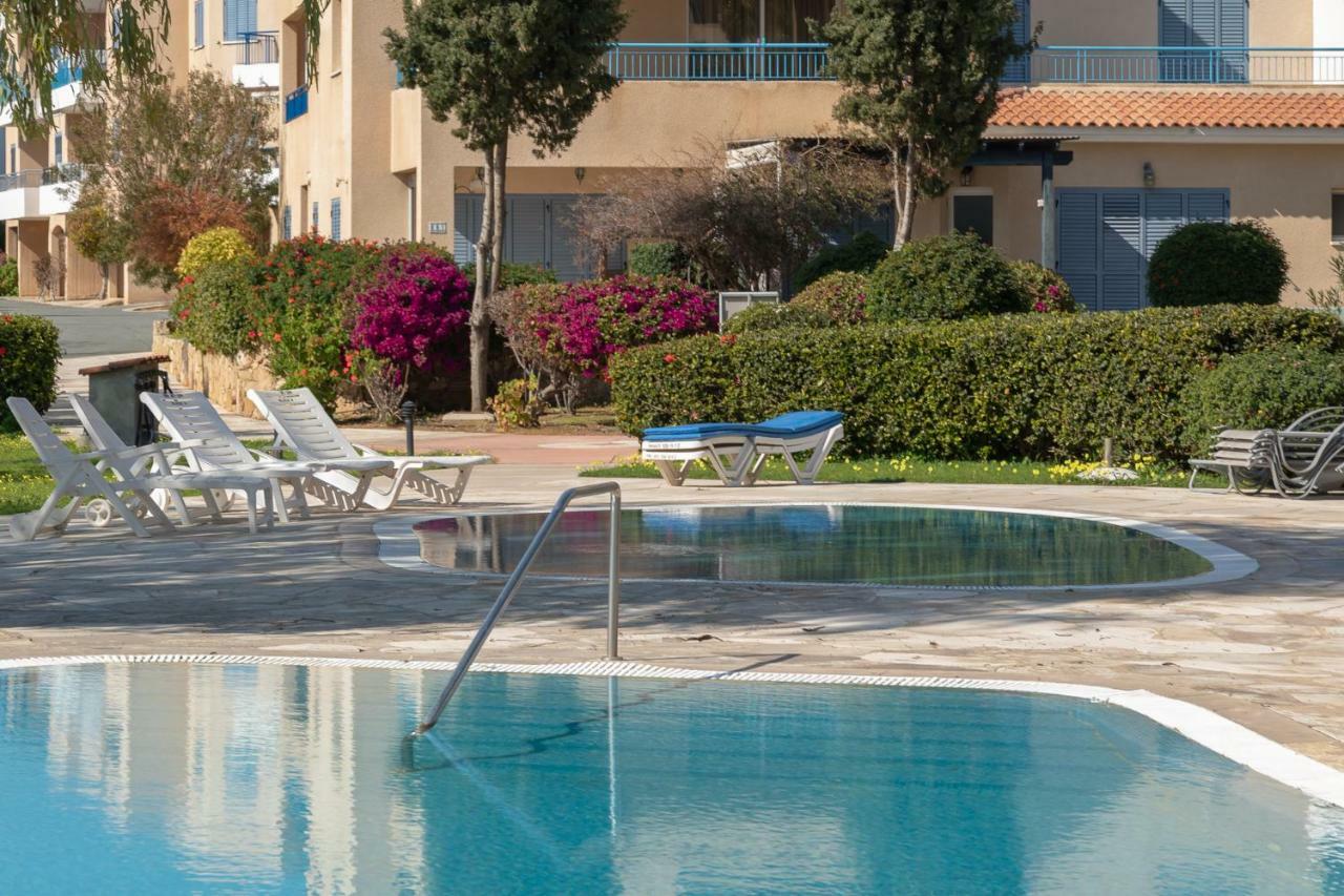 105 Kings Palace - Fabulous 2 Bed, 2 Bath, Large Patio With Garden - Sea Views Pafos Zewnętrze zdjęcie