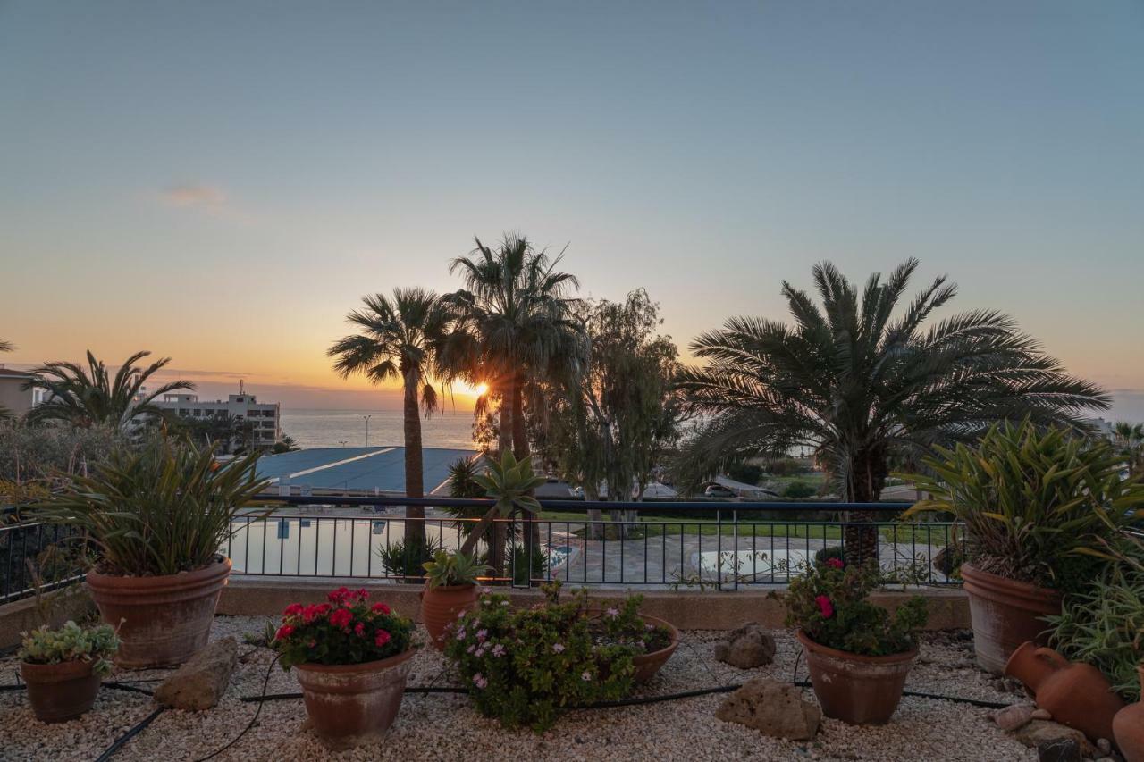 Apartament 105 Kings Palace - Fabulous 2 Bed, 2 Bath, Large Patio With Garden - Sea Views Pafos Zewnętrze zdjęcie