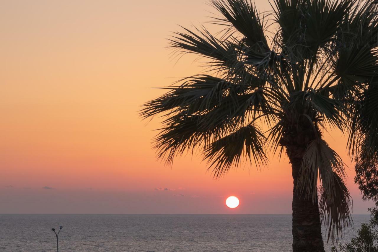 105 Kings Palace - Fabulous 2 Bed, 2 Bath, Large Patio With Garden - Sea Views Pafos Zewnętrze zdjęcie